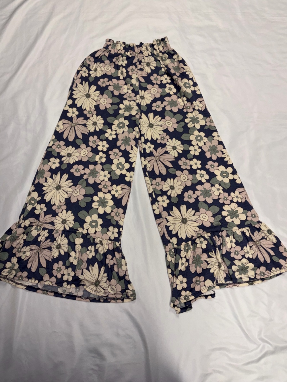 Three Bird Nest Navy Floral Smocked Waist Pants Lot B